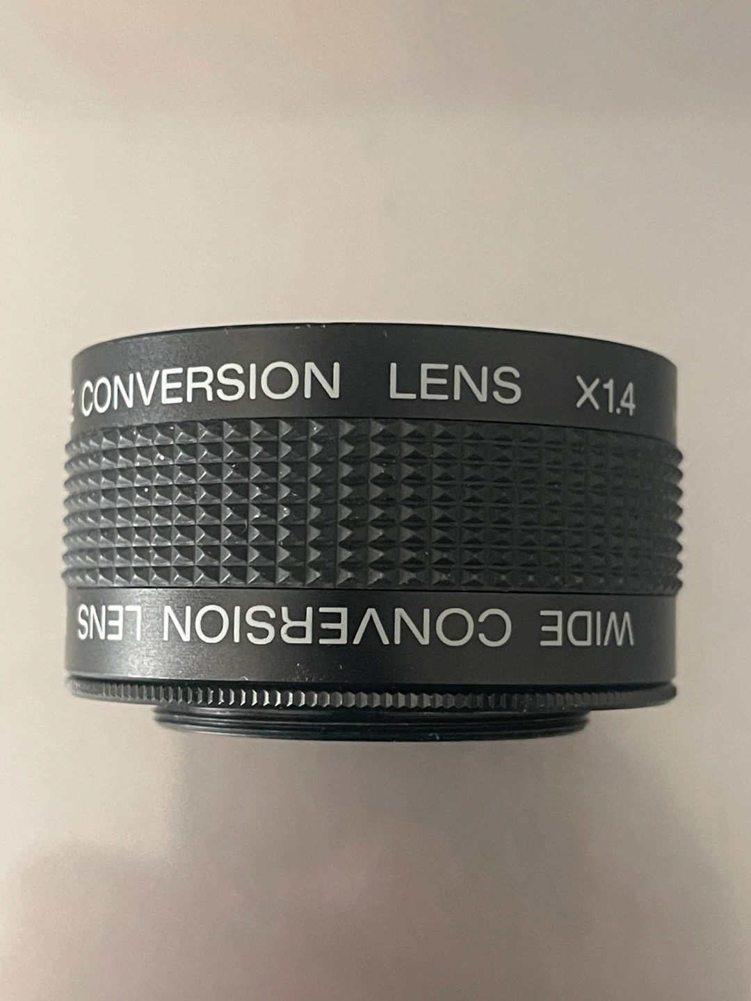 Sony VCL-TW37 Wide Conversion Lens X1.4 - photo 2