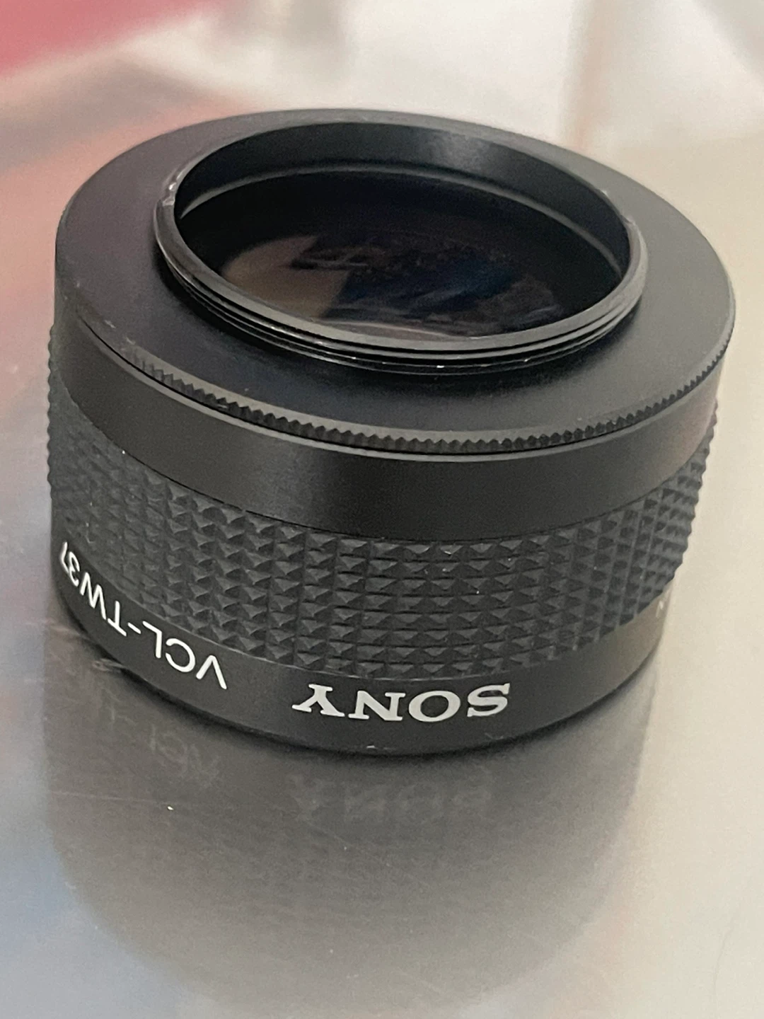 Sony VCL-TW37 Wide Conversion Lens X1.4 - photo 3