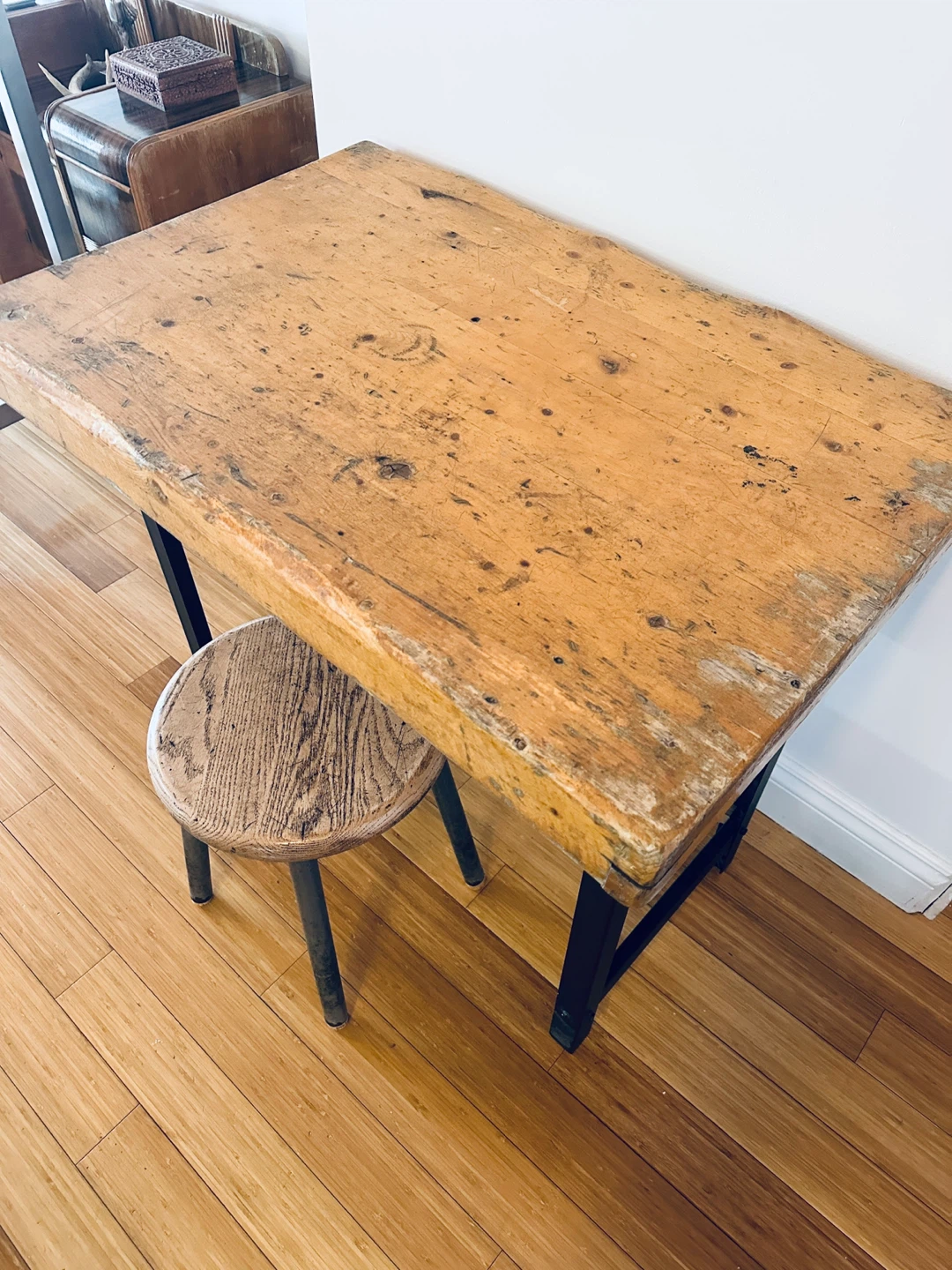 VINTAGE PINE WOOD SHOP CRAFT TABLE / OFFICE DESK W STOOL - photo 2
