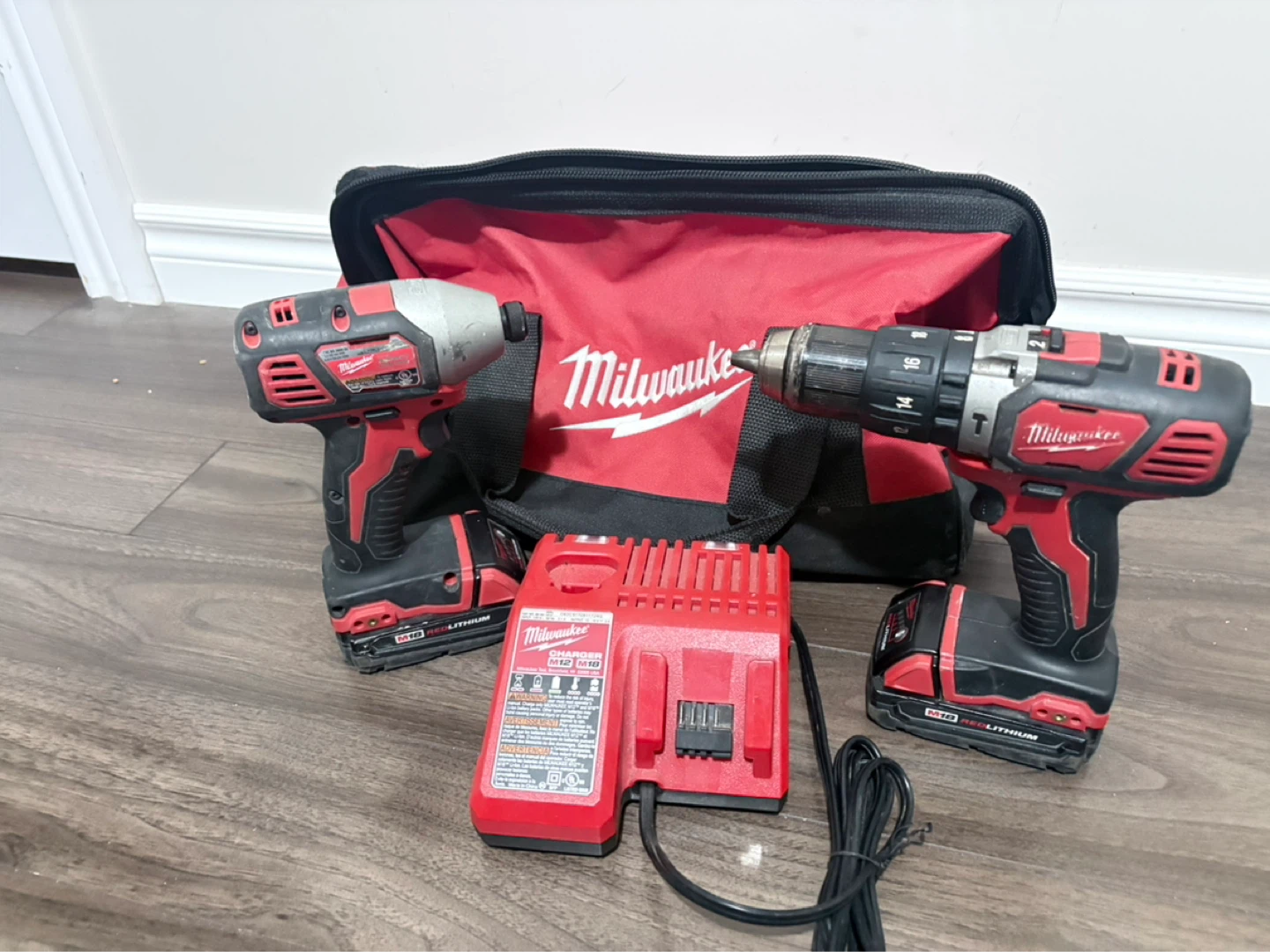 Milwaukee Cordless Drill and Impact Driver Combo Kit