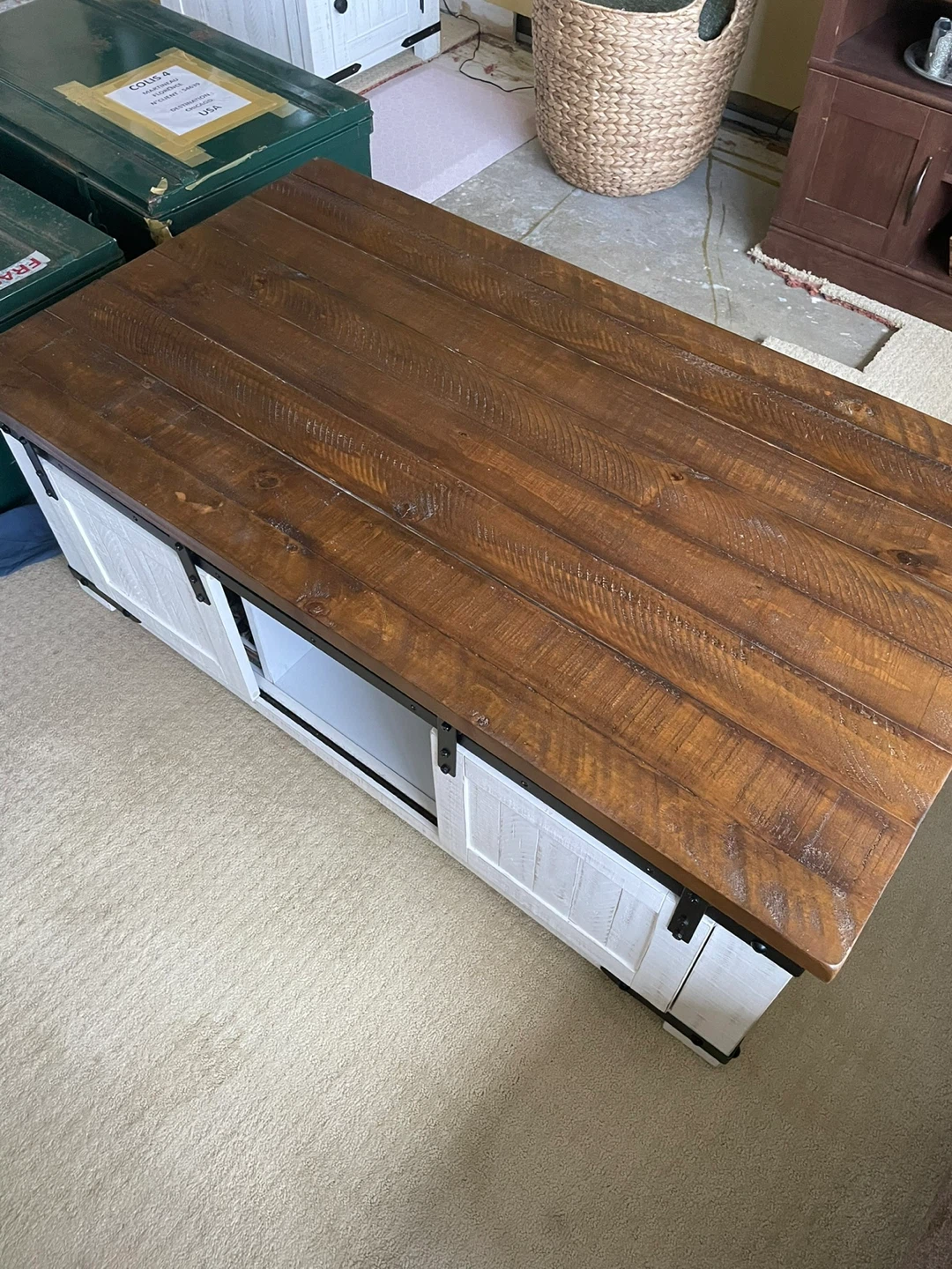 Farmhouse Coffee Table with Barn Doors - photo 4