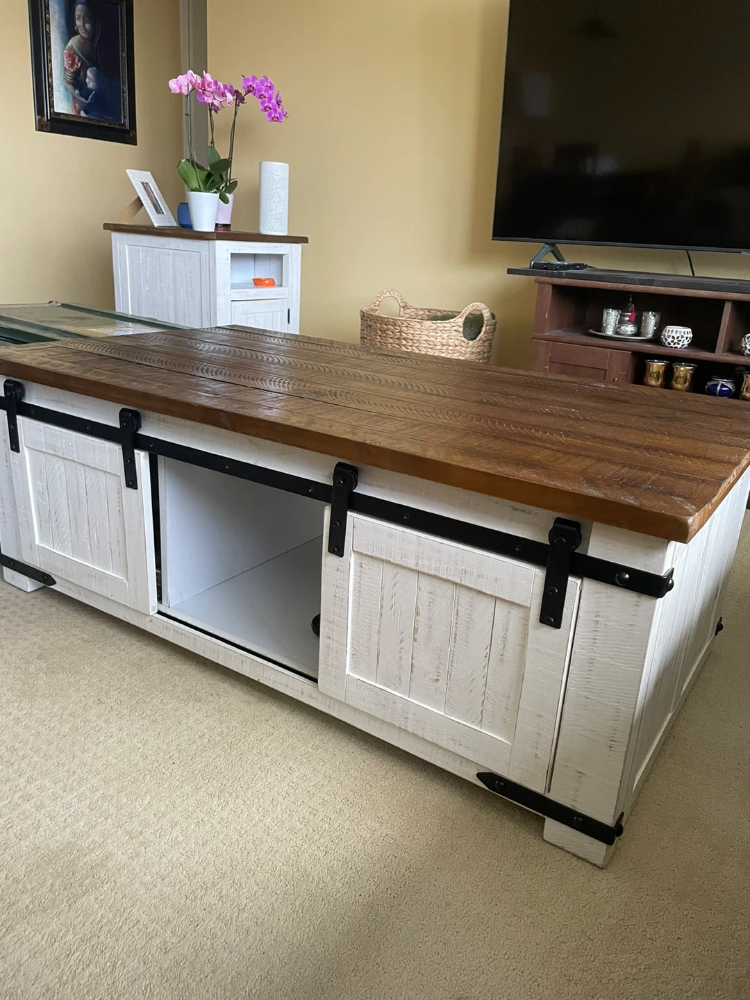 Farmhouse Coffee Table with Barn Doors - photo 5