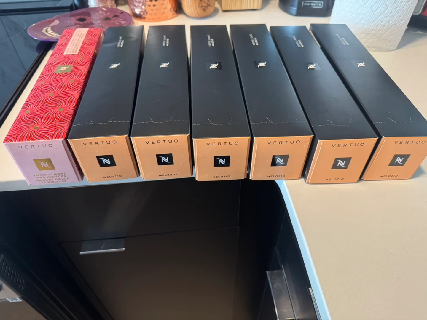 Nespresso Vertuo Coffee Pods - Melozio & Sweet Almond Amaretti