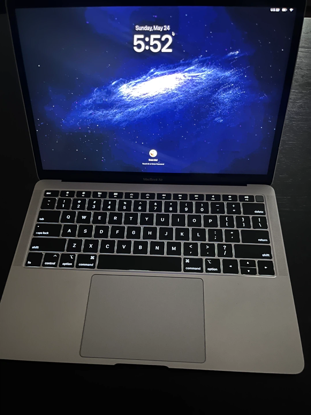 Apple MacBook Air Laptop - Silver 2019 Intel i5 - photo 2