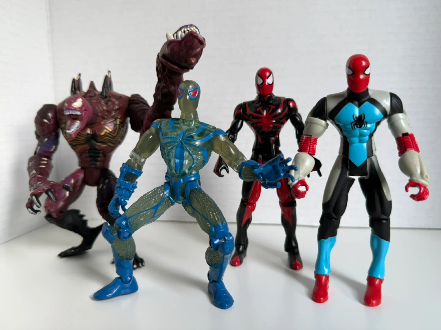 Toybiz Spider Man Classic 4 Pack 2001 Sea Battle - photo 2
