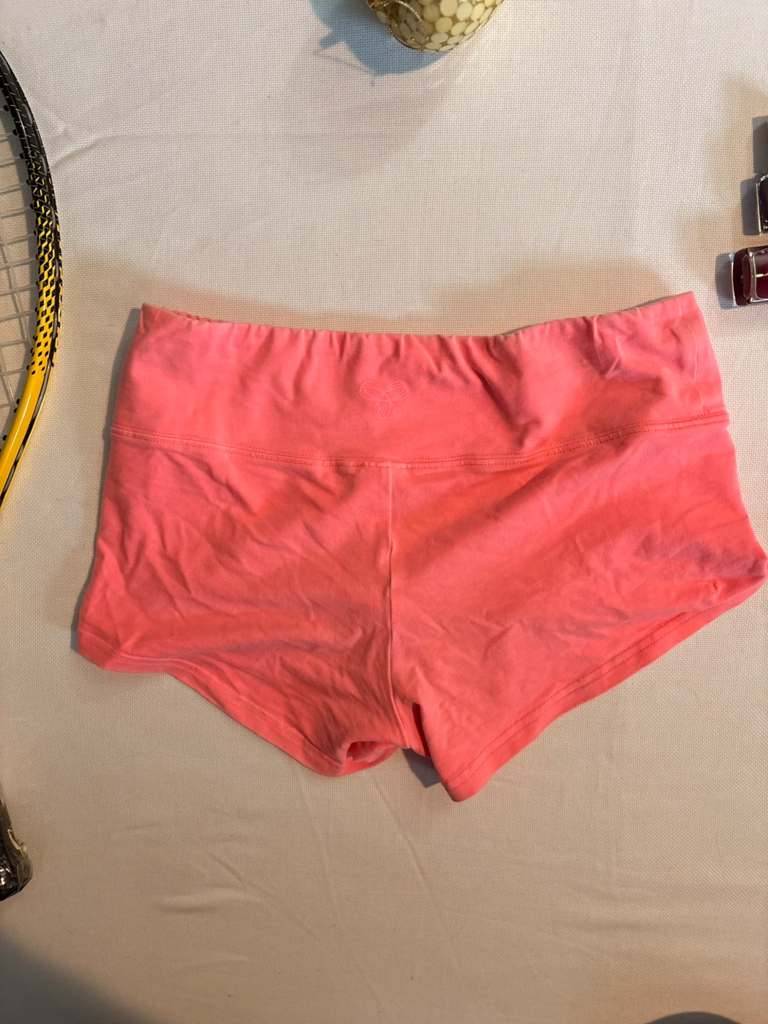 Lululemon Hotty Hot Shorts Size 6 Coral Pink