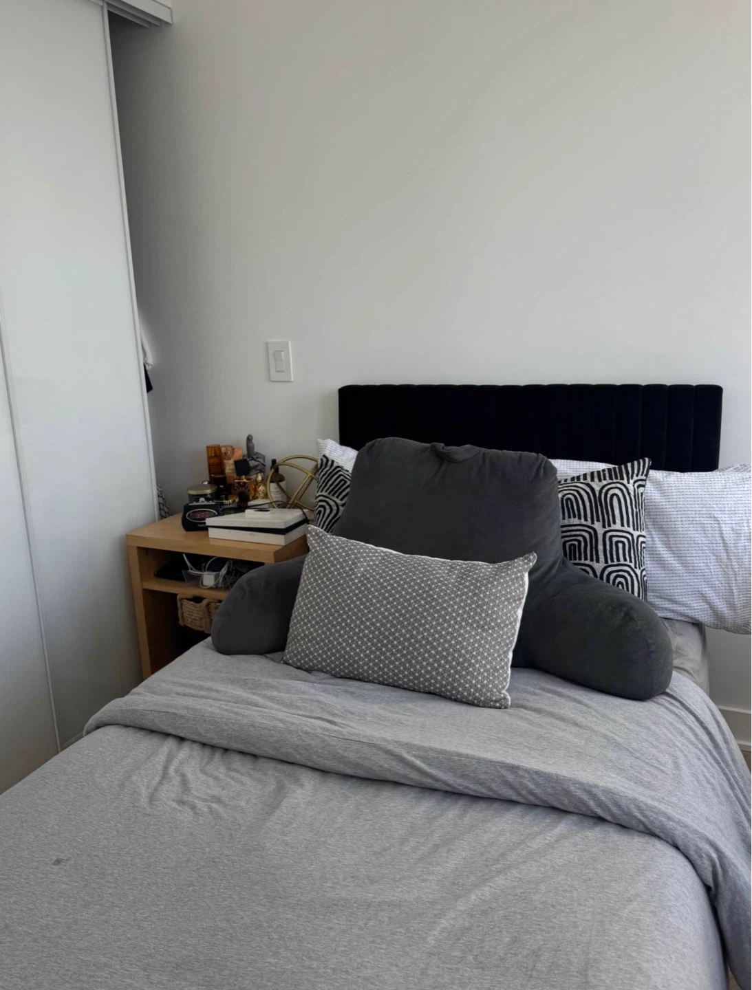 VELVET UPHOLSTERED TWIN BED FRAME