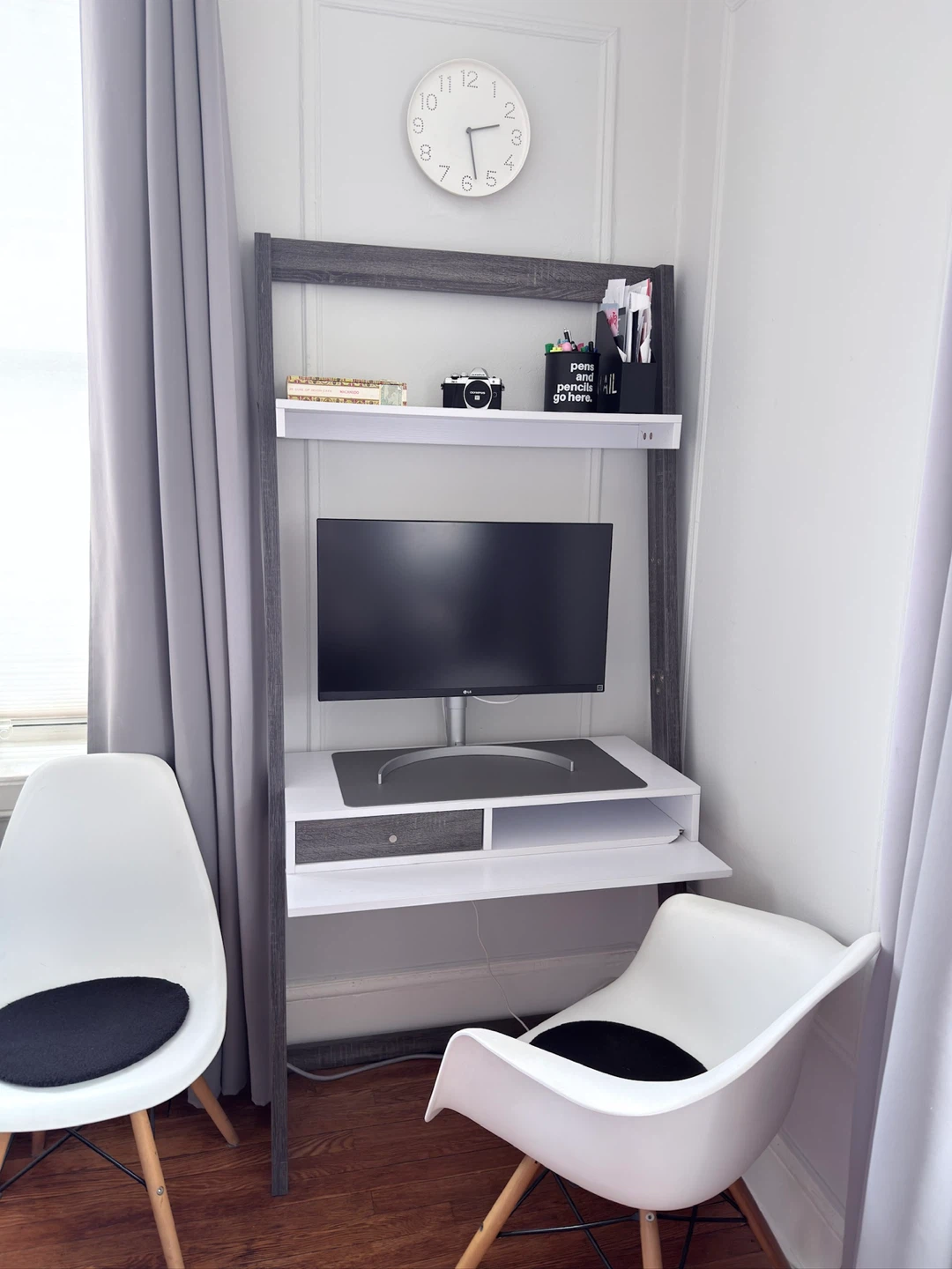 Ladder Desk with Shelving - photo 2