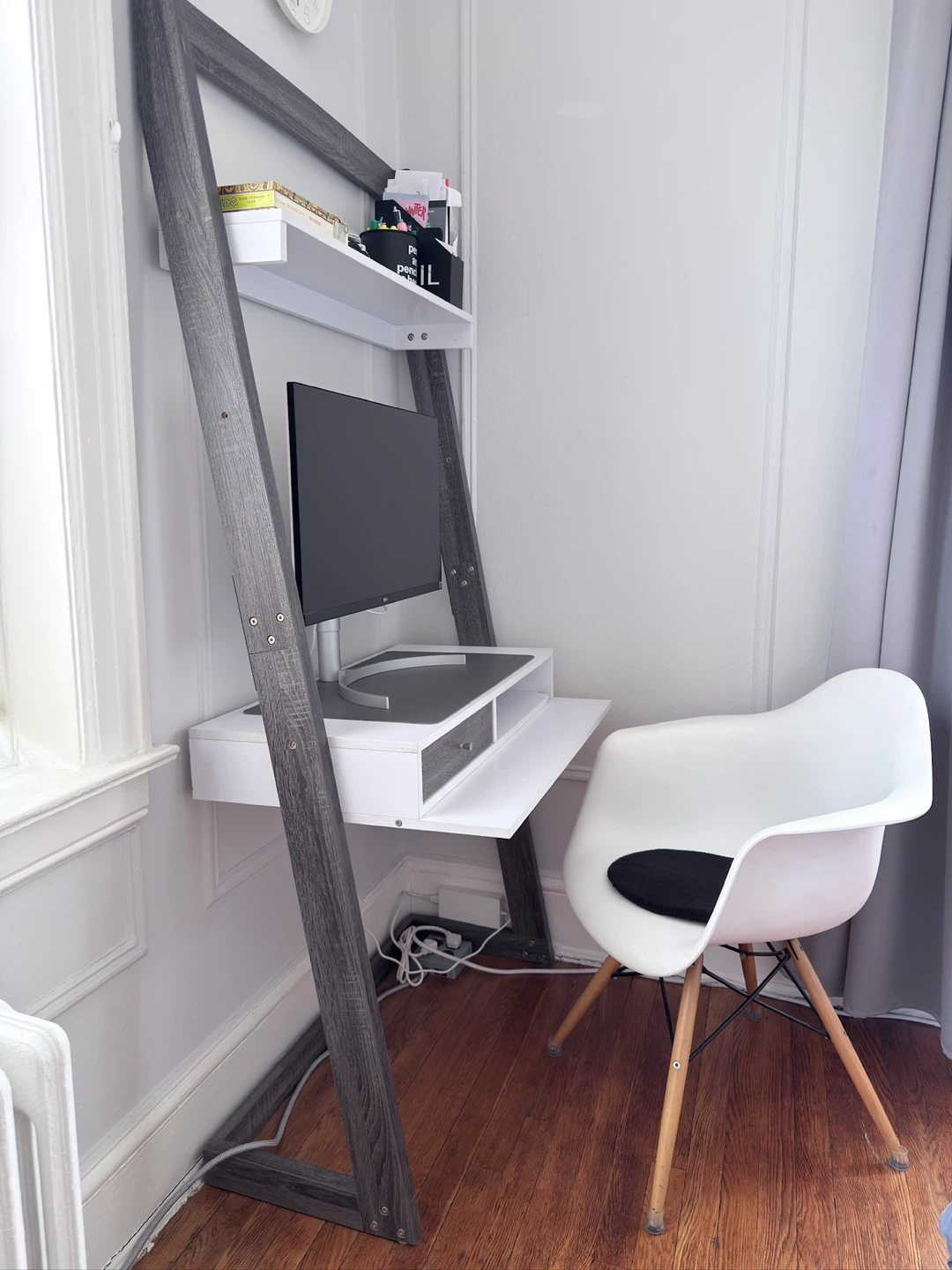 Ladder Desk with Shelving - photo 3