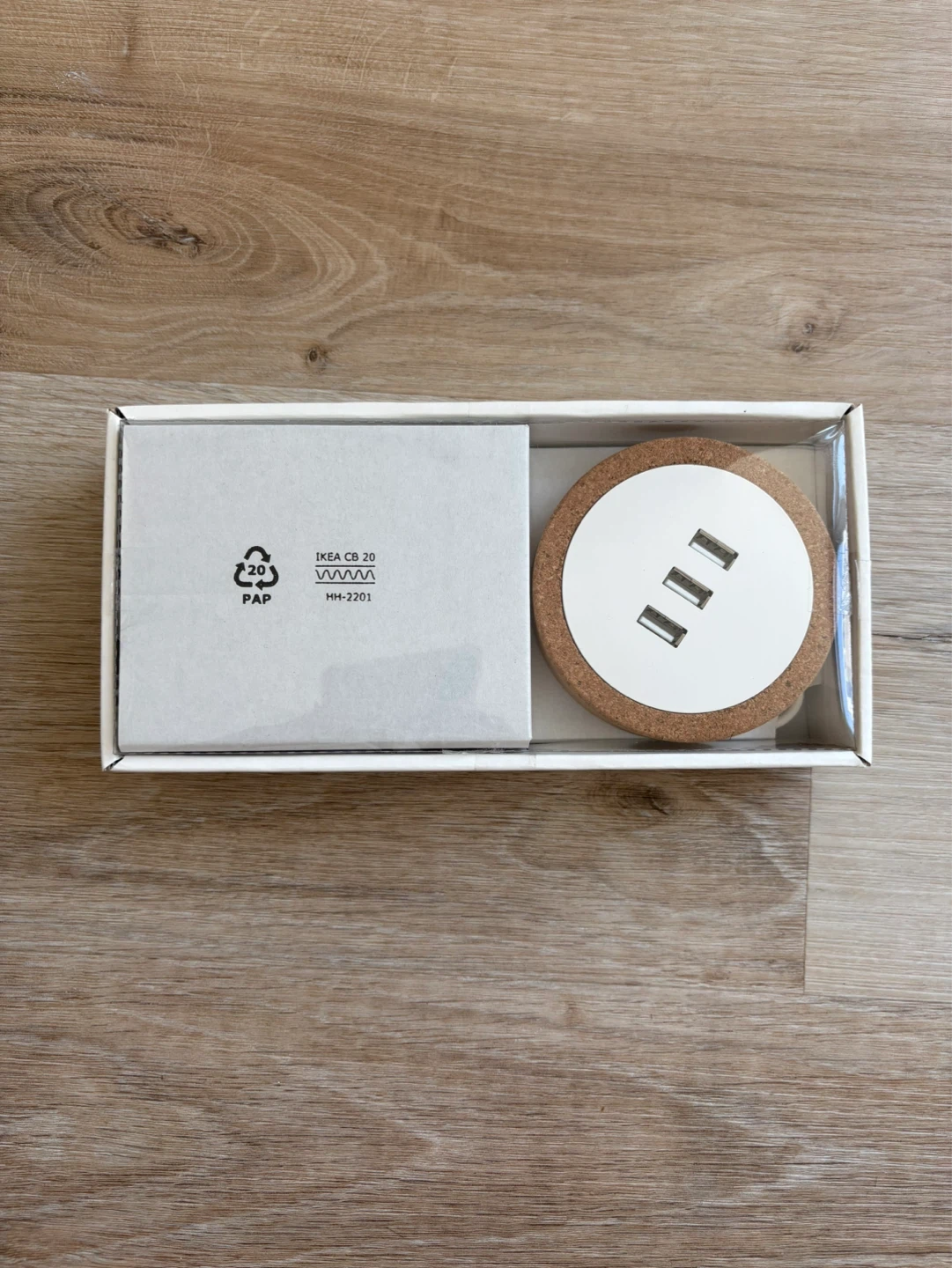 IKEA NORDMÄRKE USB Charger - White/Cork