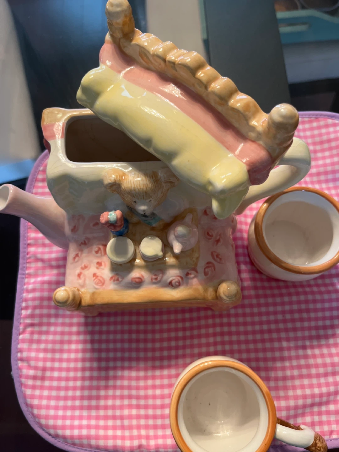 Novelty Teddy Bear Bed Tea Set - photo 2