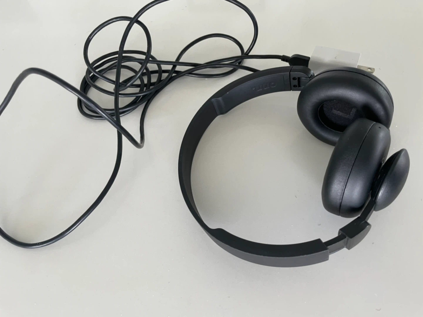 Black Over-Ear Headphones - photo 2