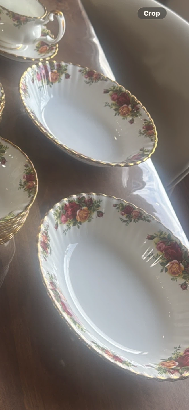 Royal Albert Old Country Roses Oval Vegetable Dish