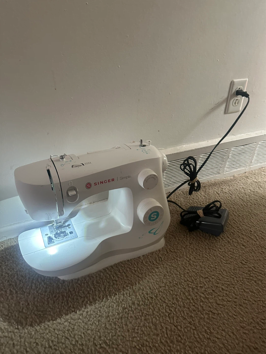 Singer Simple 3337 Sewing Machine