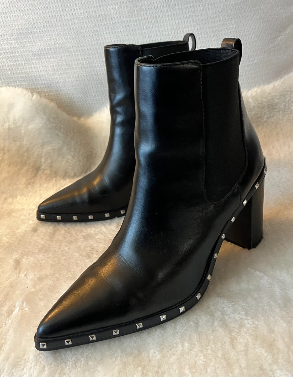 Black Studded Pointed Toe Heeled Boots Size 8M - photo 4