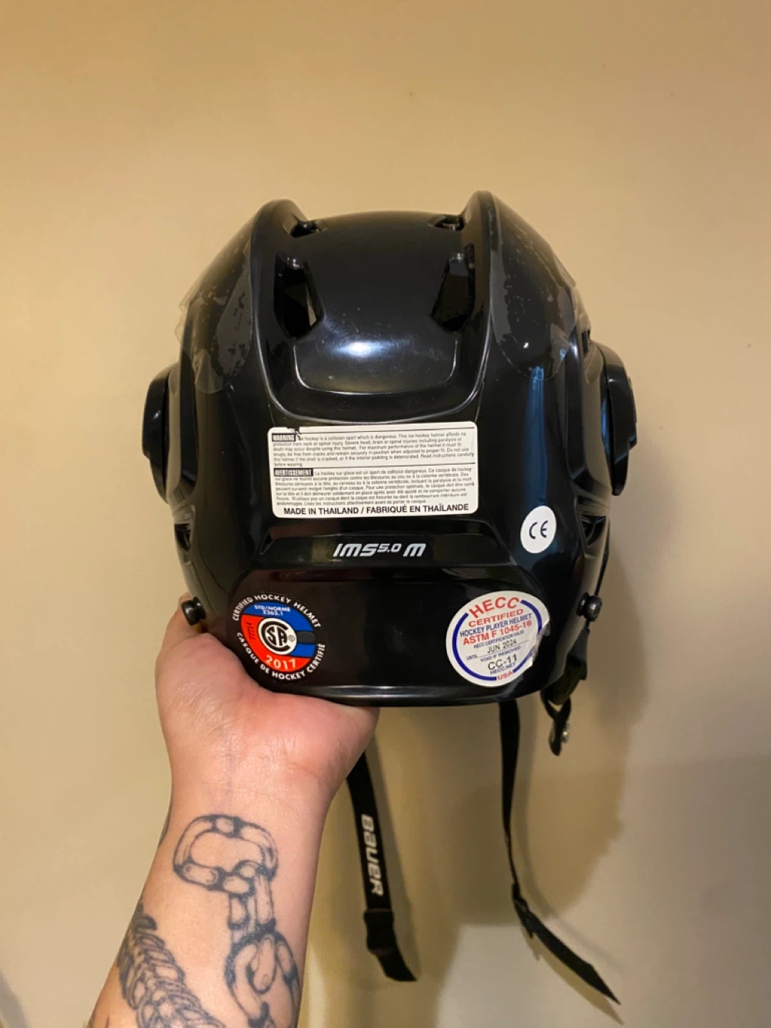 MOVING SALE!!! Baurer True Vision FM2100 Hockey Helmet - photo 4