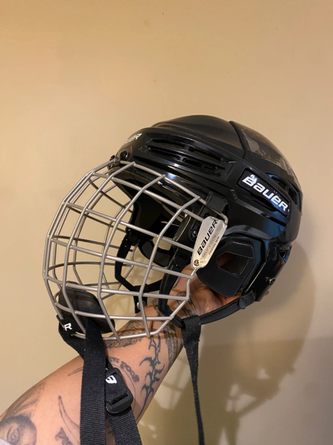 MOVING SALE!!! Baurer True Vision FM2100 Hockey Helmet