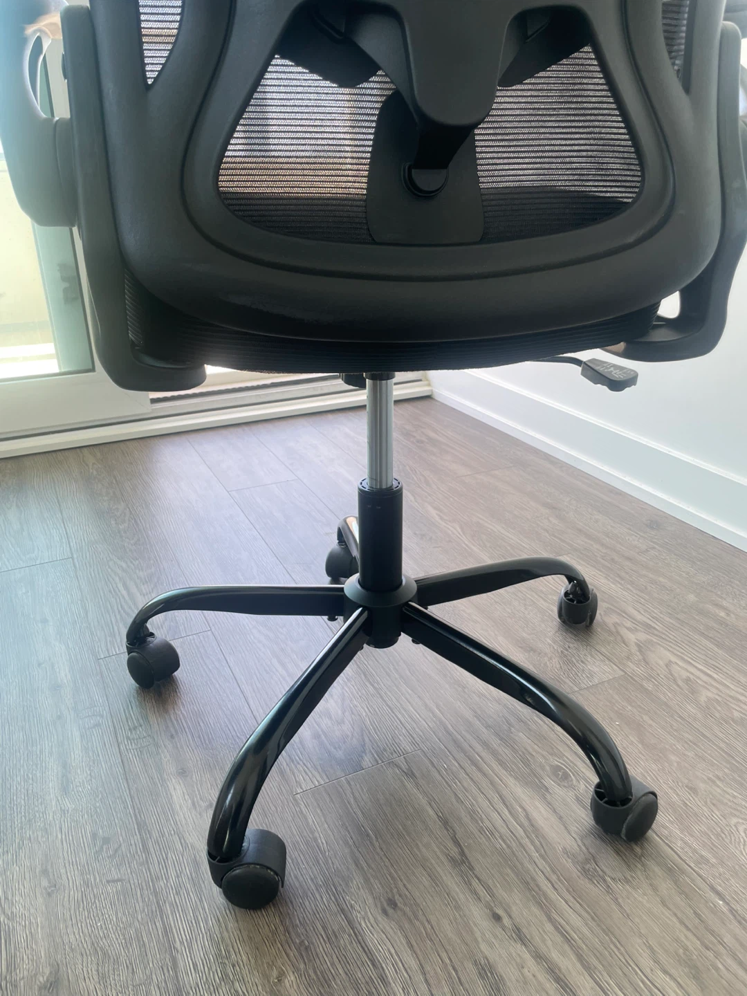 Black Mesh Office Chair - photo 5