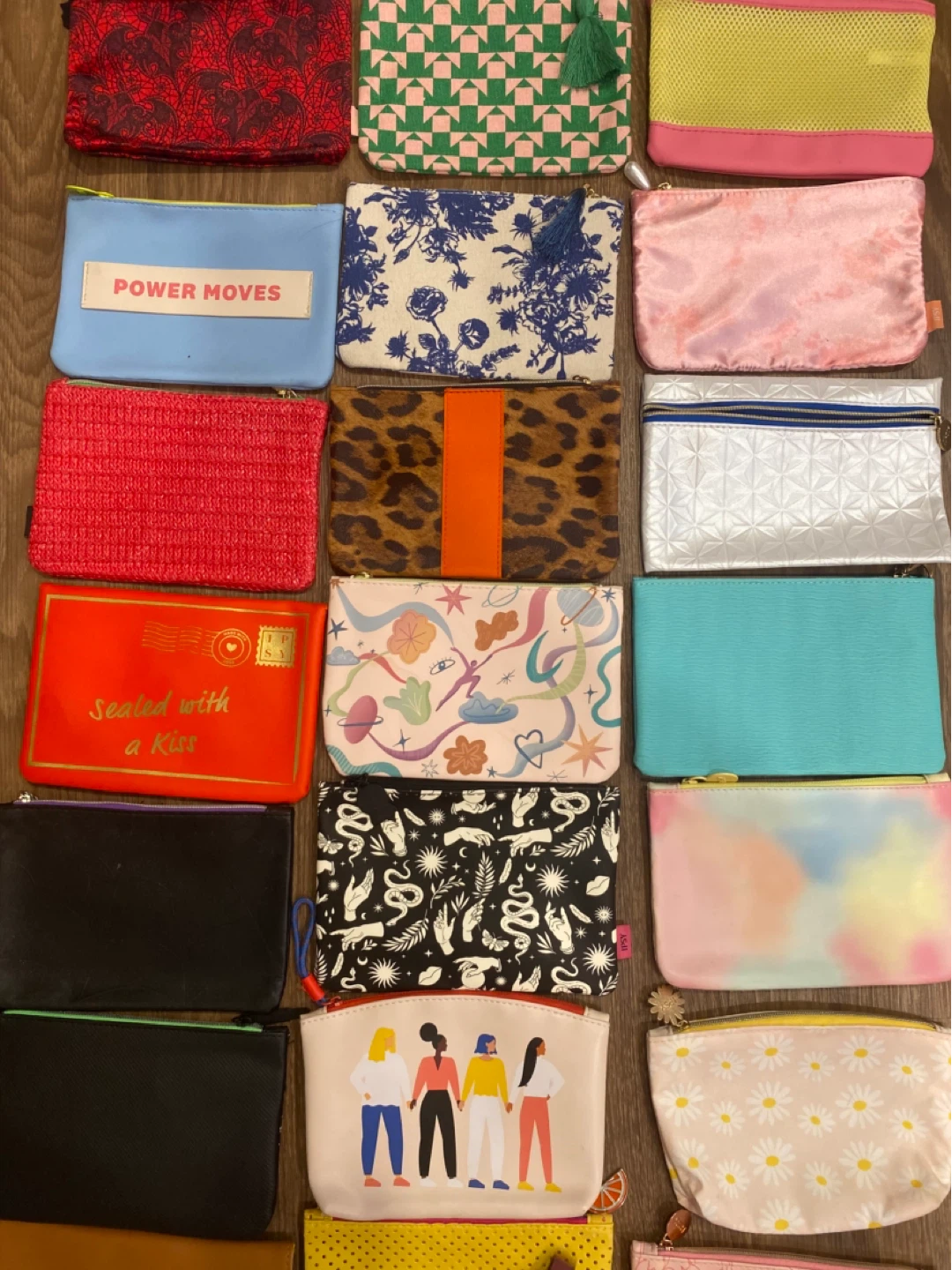 Assorted IPSY makeup bags. - photo 5