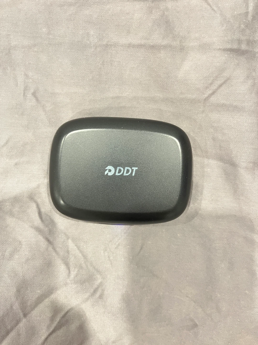 DDT Wireless Earbuds with Charging Case - photo 3