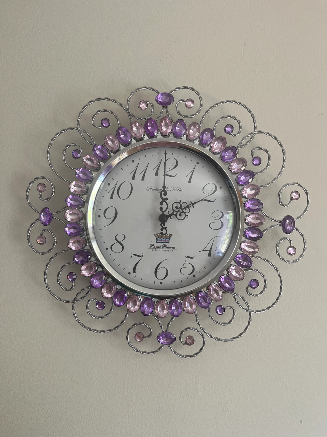 Pink and purple Clock for children’s bedroom