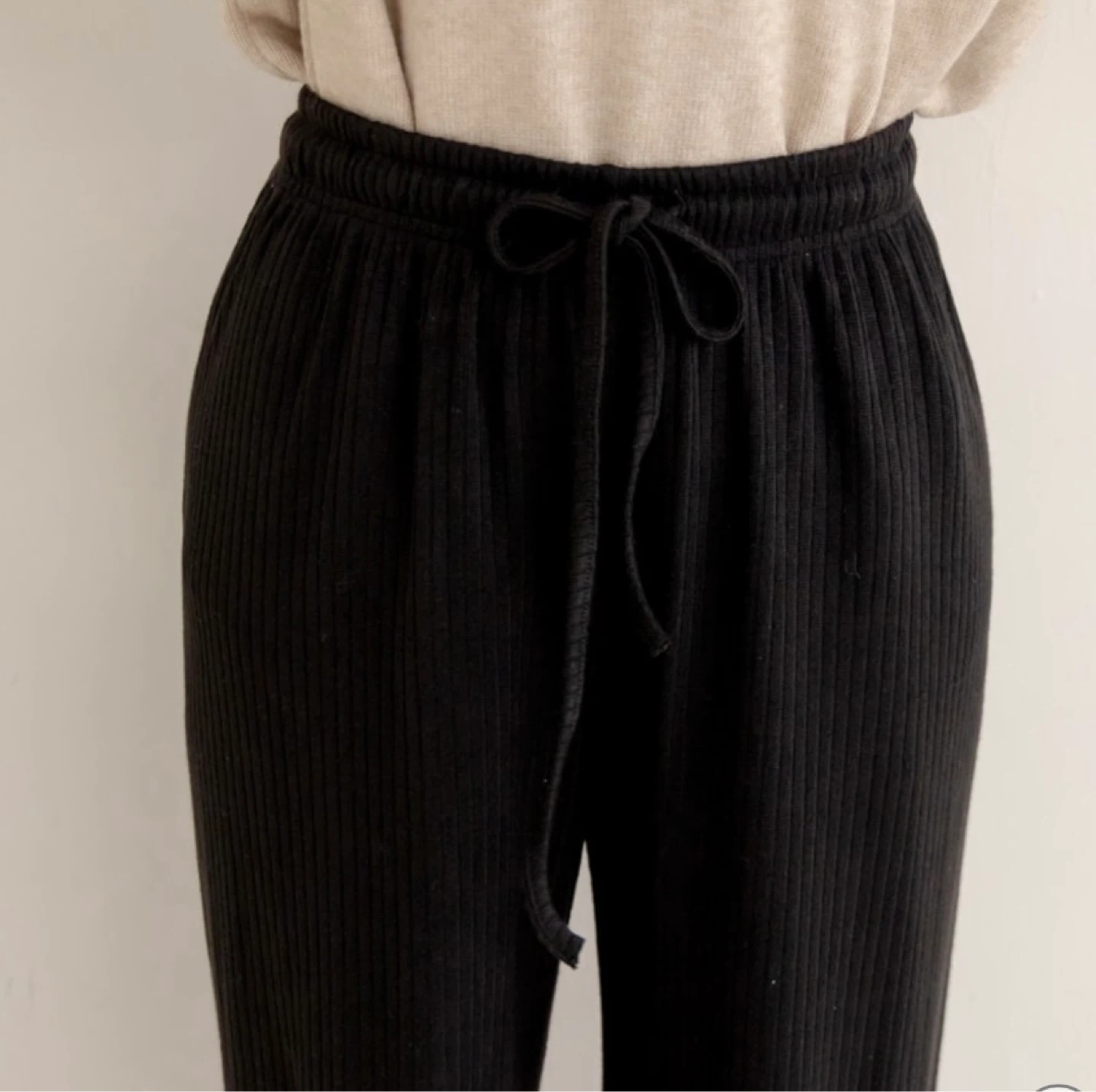Ribbed Black Wide Leg Pants (L size) - photo 2
