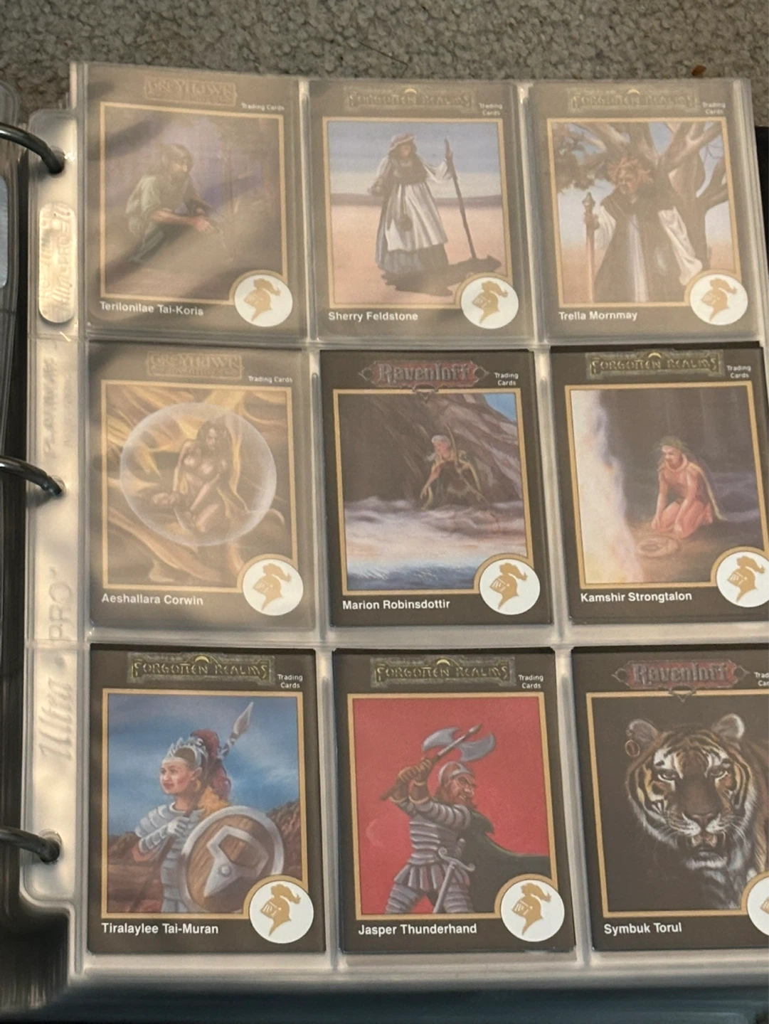 Collection of 150 Dungeons & Dragons Trading Cards - photo 5