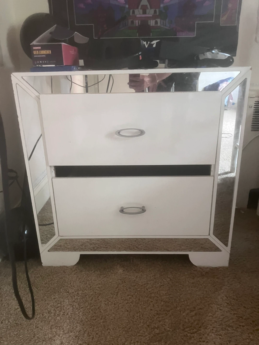White Mirrored 2-Drawer Nightstand