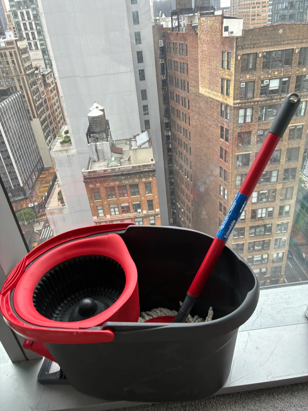 O-Cedar EasyWring Microfiber Spin Mop and Bucket System - photo 3