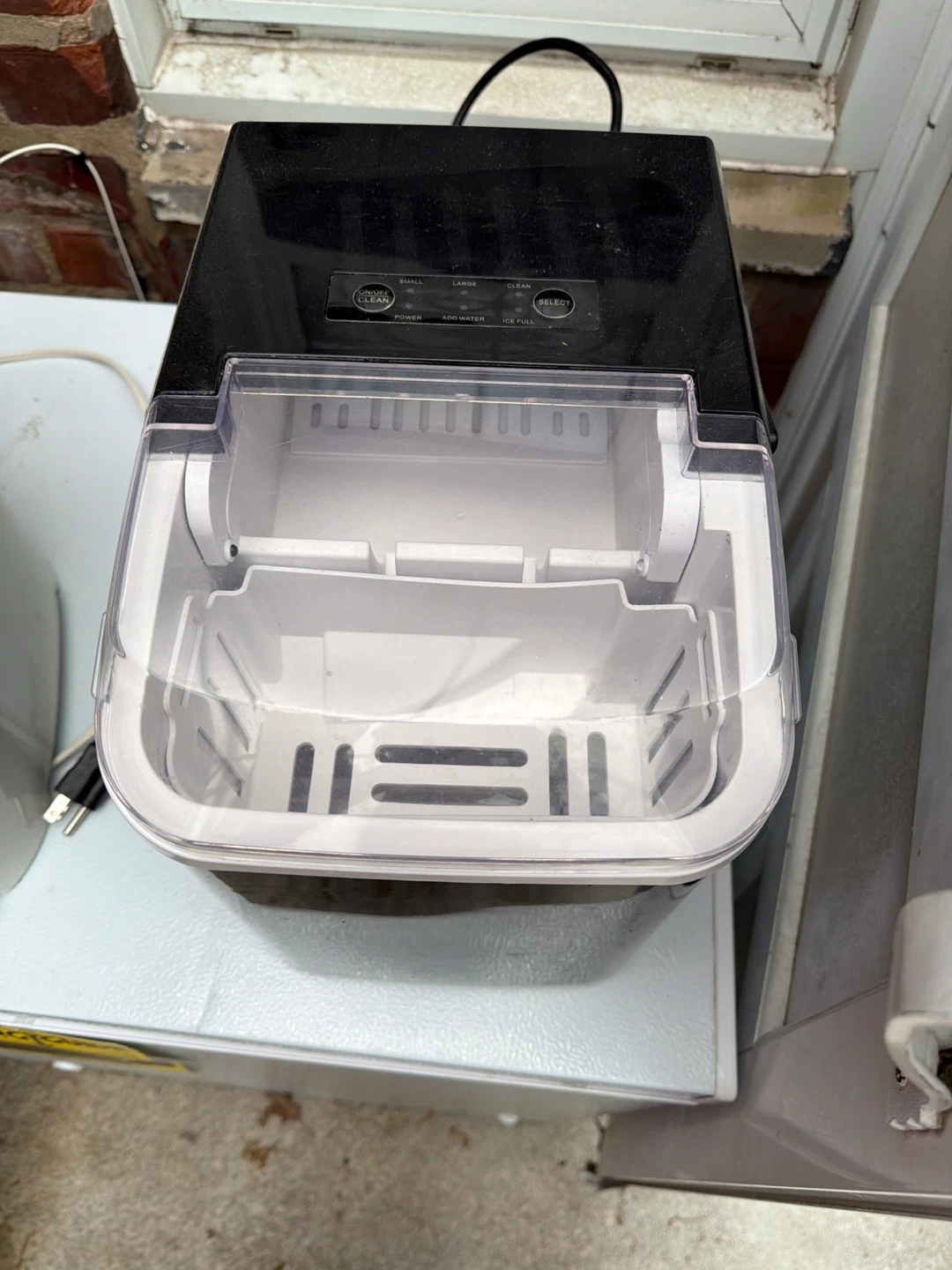 Black Portable Ice Maker