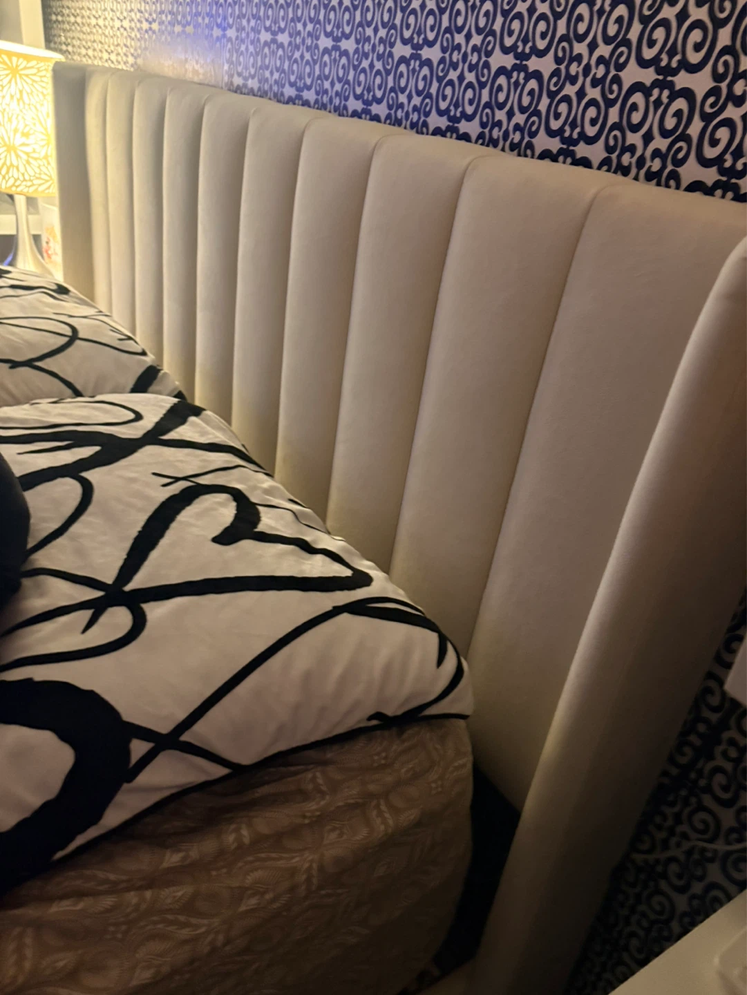 Velvet Upholstered Headboard - photo 2