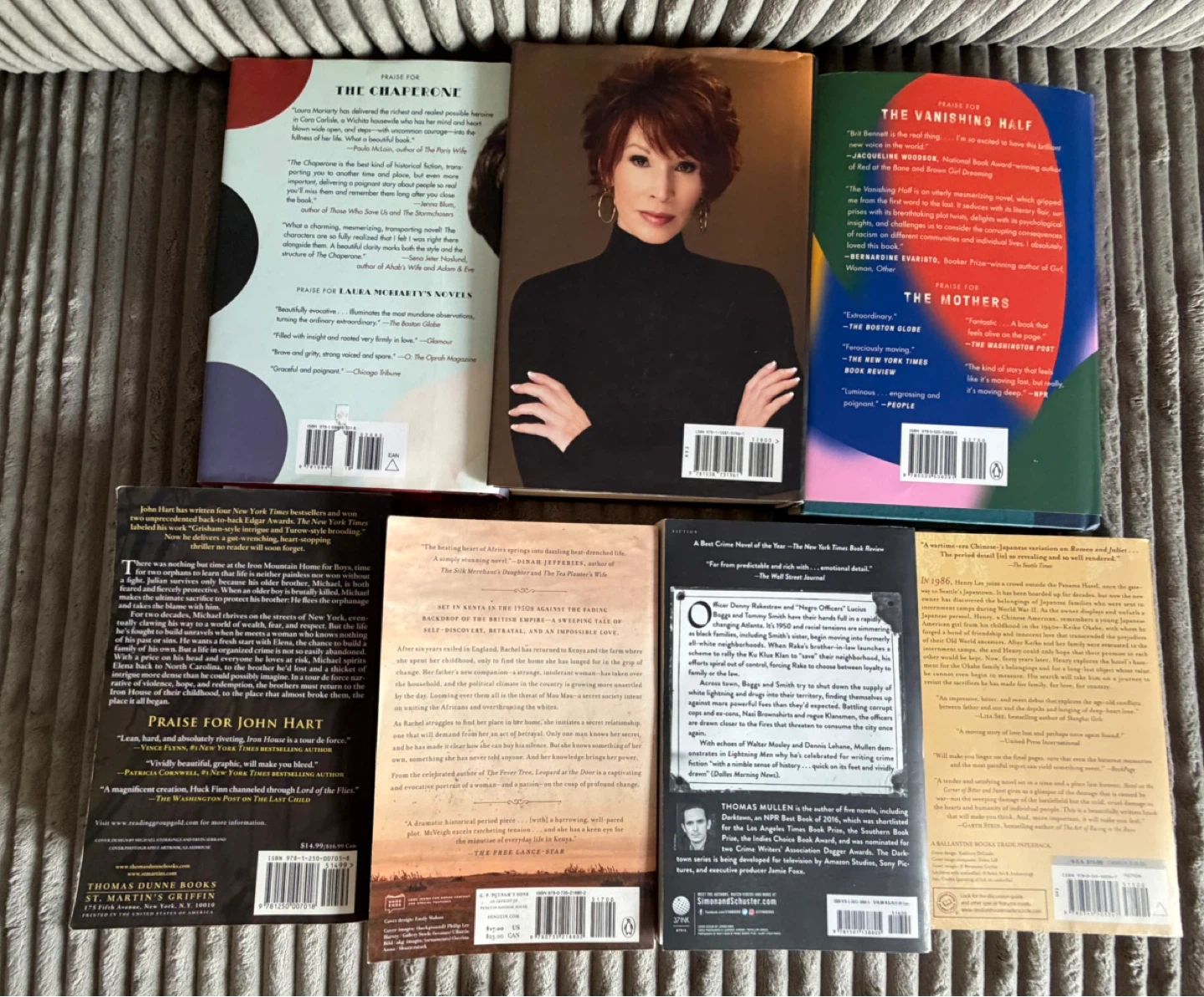 7 Novels by Bestselling Authors - photo 2