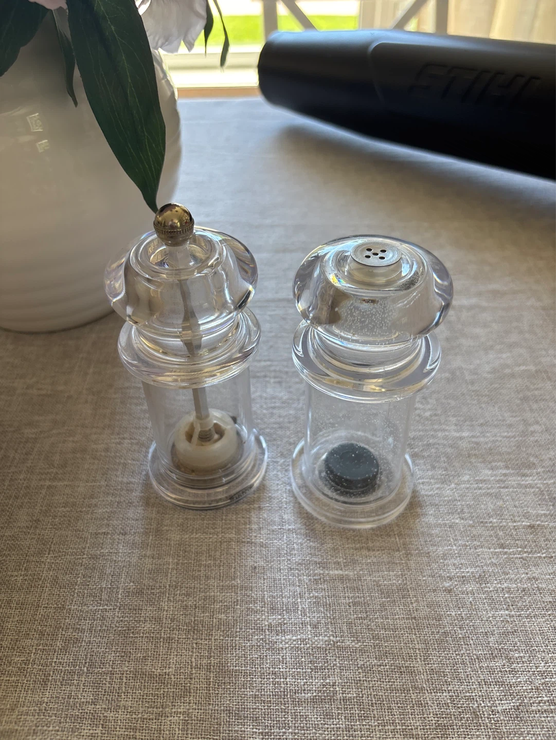 Clear Acrylic Salt and Pepper Grinder Set