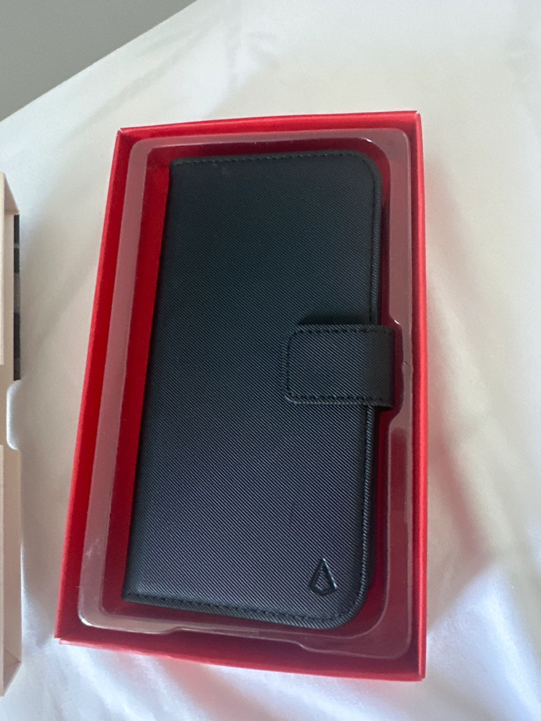 SWITCH Wallet Case for iPhone 12 / 12 Pro - photo 2