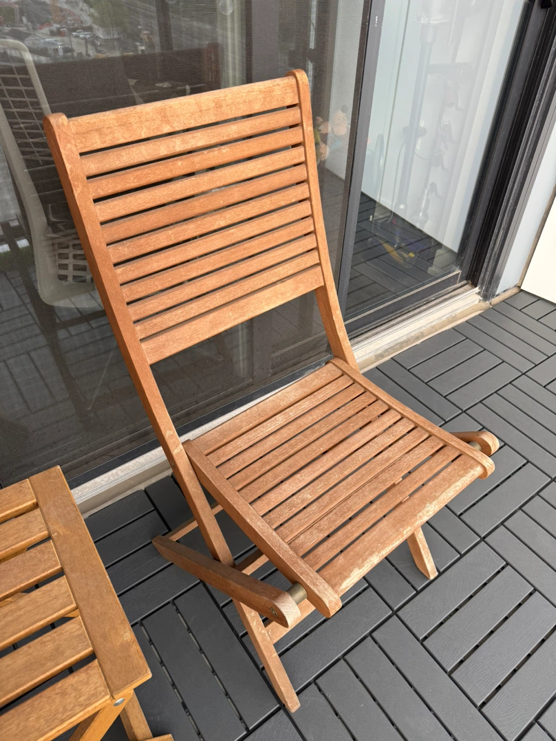 Wooden Folding Chairs