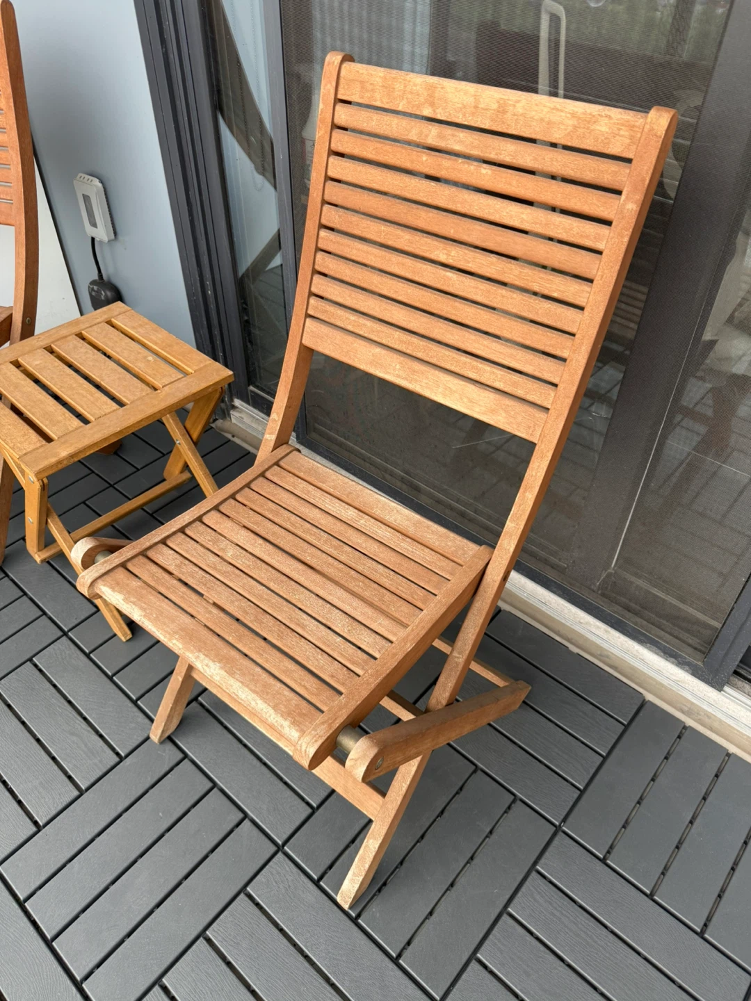 Wooden Folding Chairs - photo 2