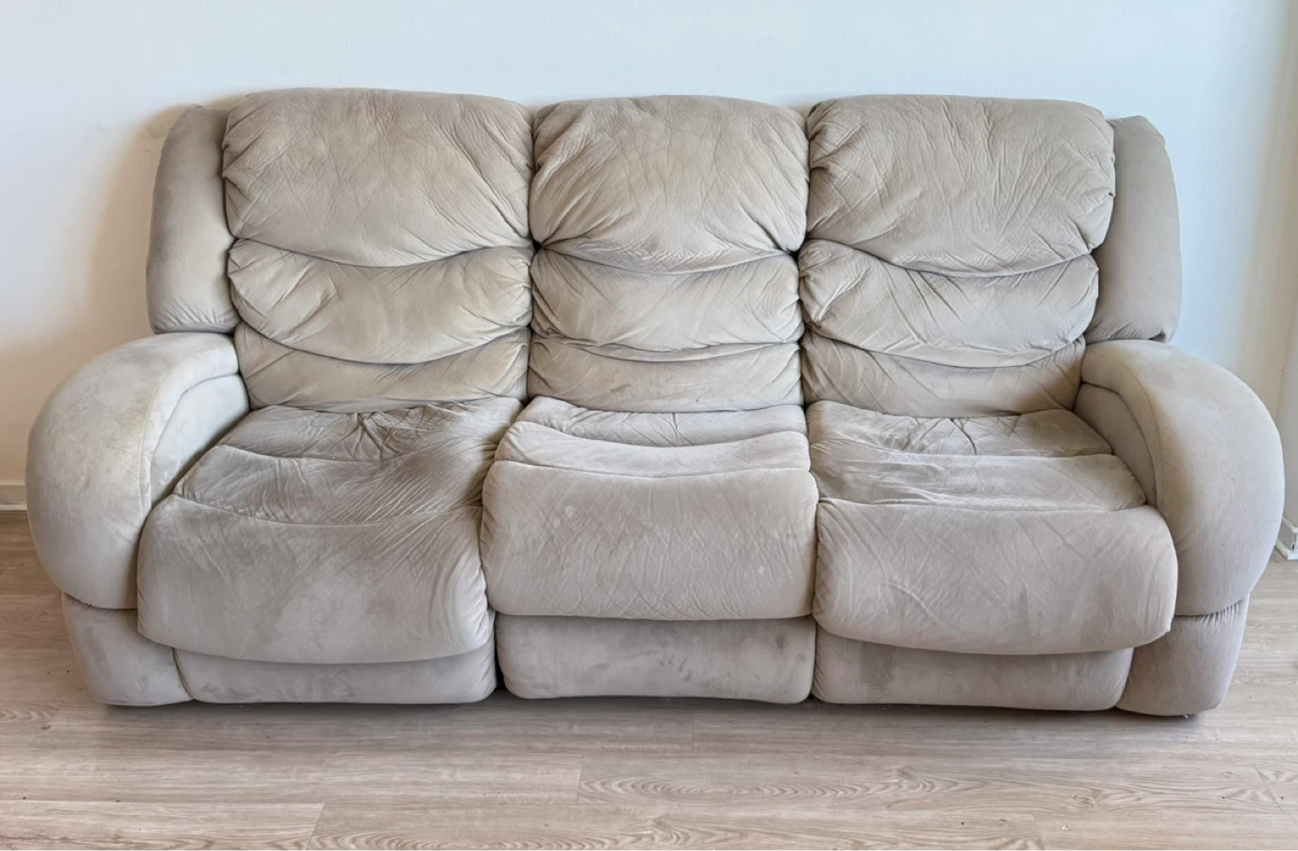 3-Seater Recliner Sofa