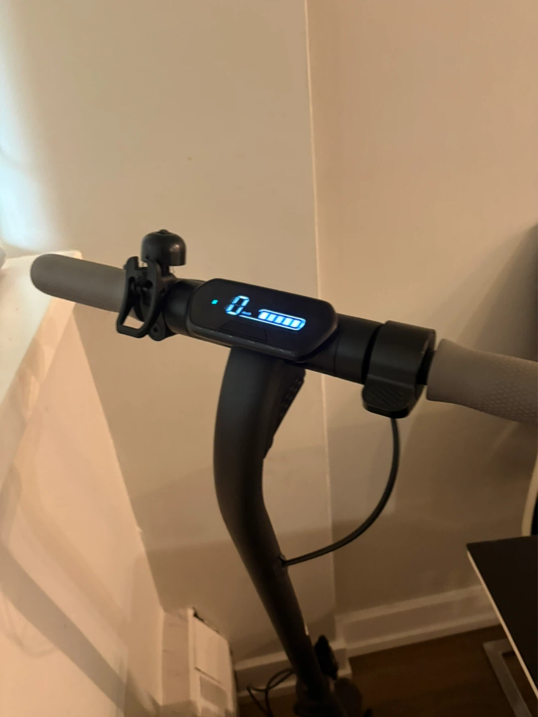 E2 scooter - photo 2