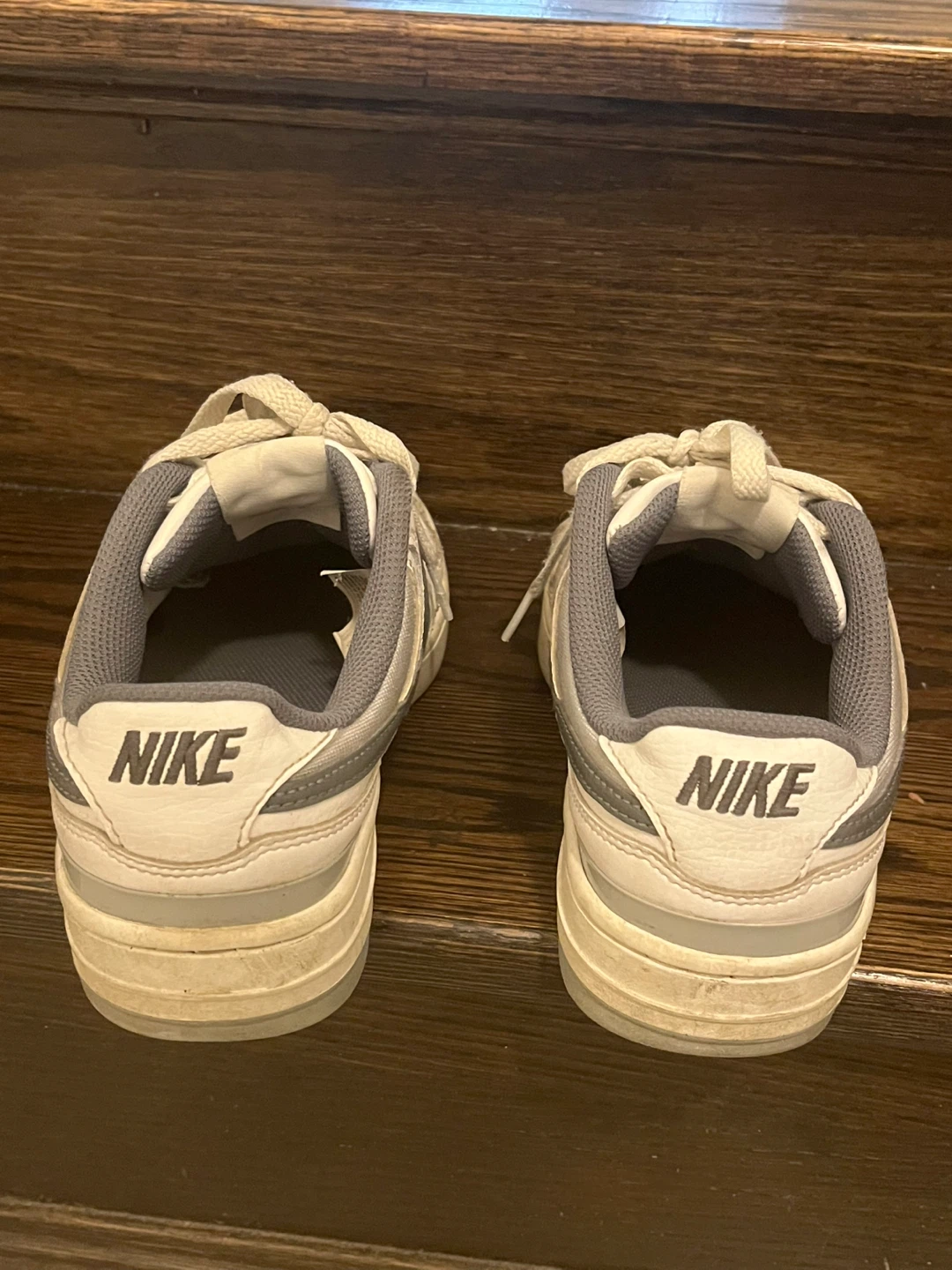 Nike White & Grey Sneakers - photo 5