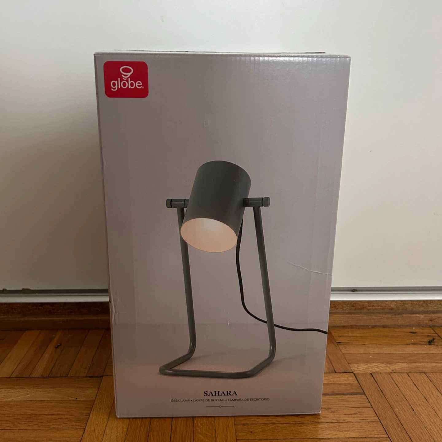Modern desk lamp - photo 3