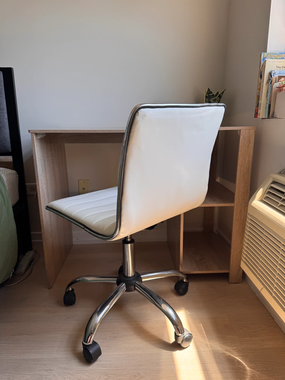 Desk with Chair (Set) - photo 3