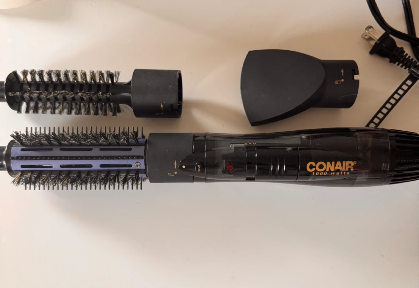 Conair 1000 Watt Hot Air Brush Styler - photo 4