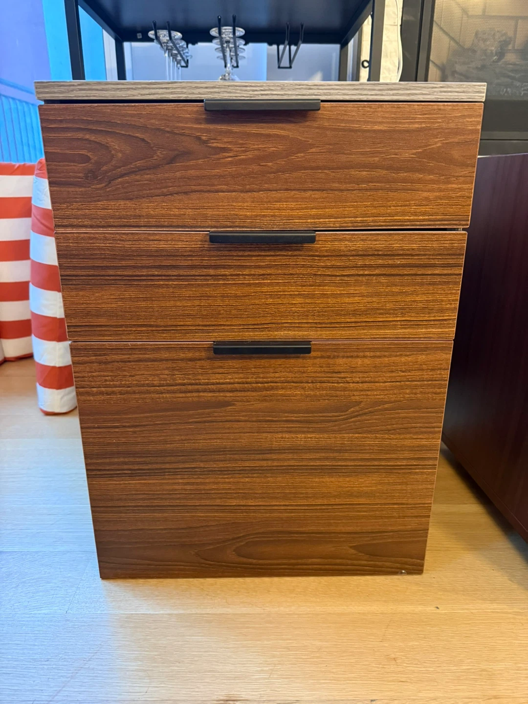 3-Drawer Cabinet / Night Stand - photo 2