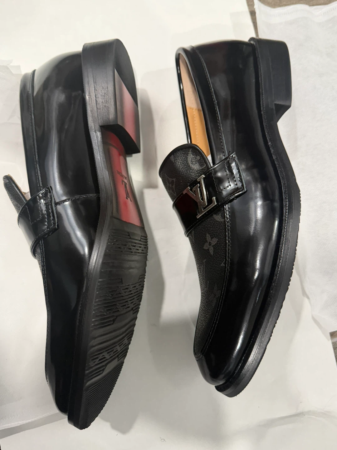 Louis Vuitton Paris Black Monogram Loafers size US 9 - photo 3