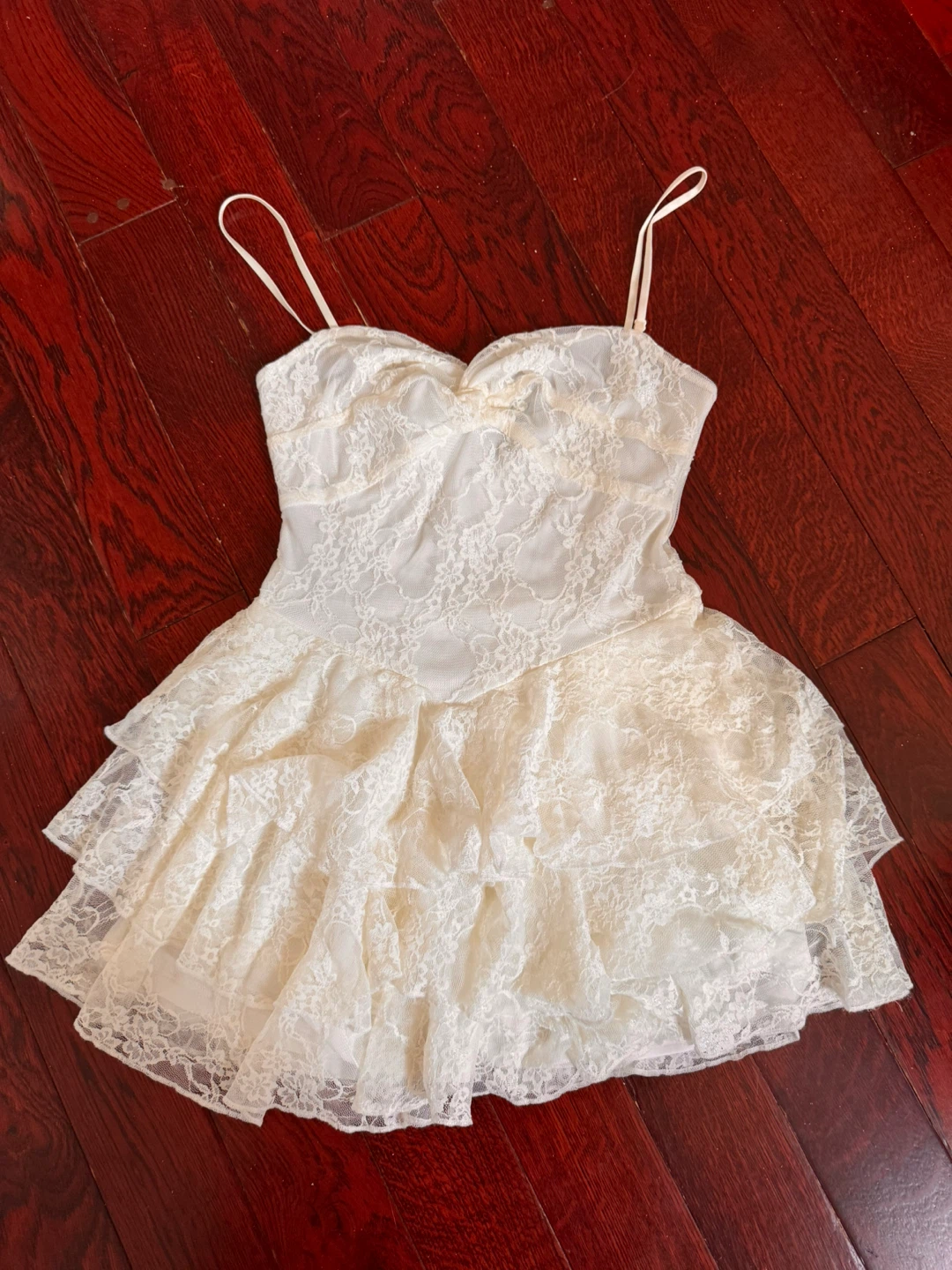 Forever 21 White Lace Ruffle Dress Size S