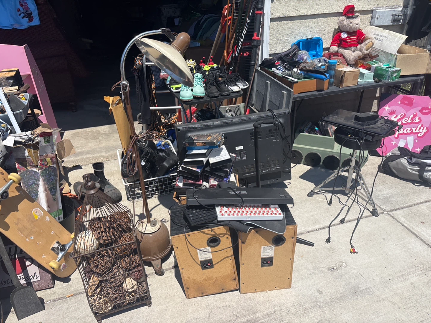 Garage sale 5/25/26 till 8 pm . 3324 n kostner - photo 4