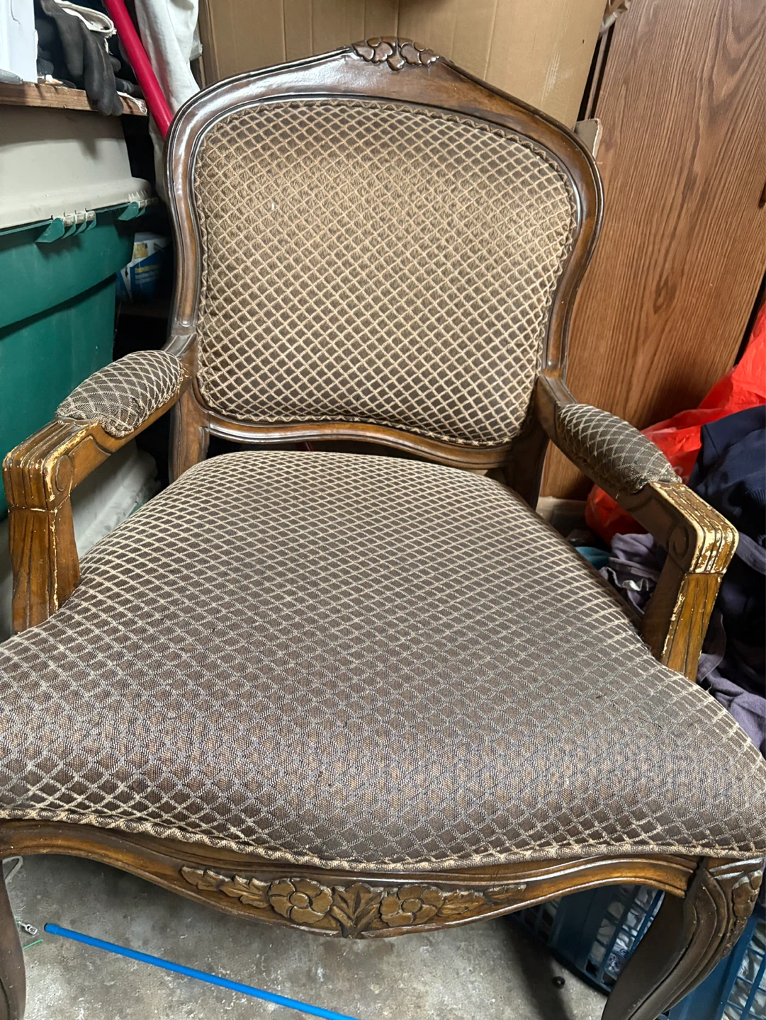 Ornate Accent Chair - Brown Damask Fabric - photo 5