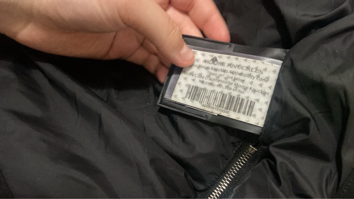 Moose Knuckles Black Puffer Jacket - photo 3