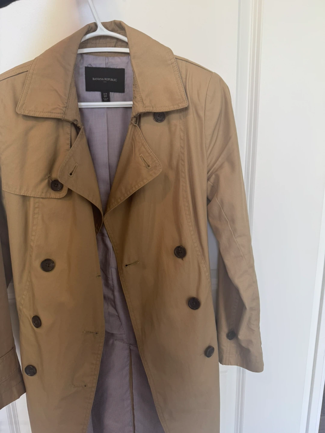 Banana Republic Women's Tan Trench Coat - Size 10