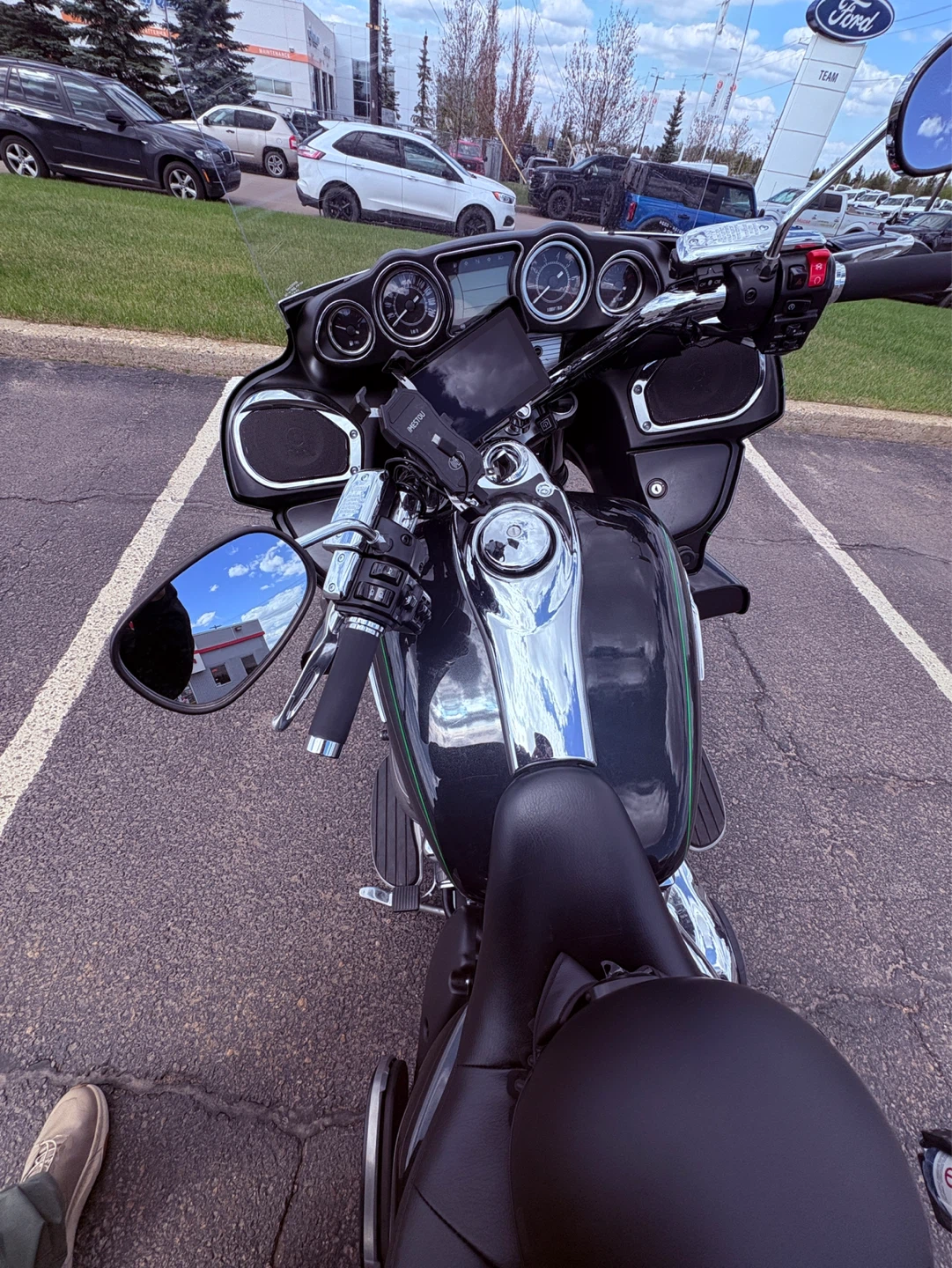 2017 Kawasaki Voyager 1700 ABS - photo 4